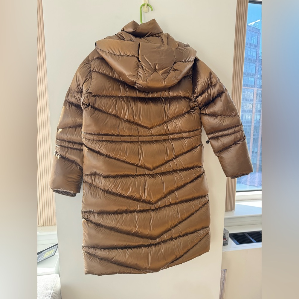 BOGNER Beate Down Coat In Hazel
Women's Size S original $1450 - Picture 13 of 16